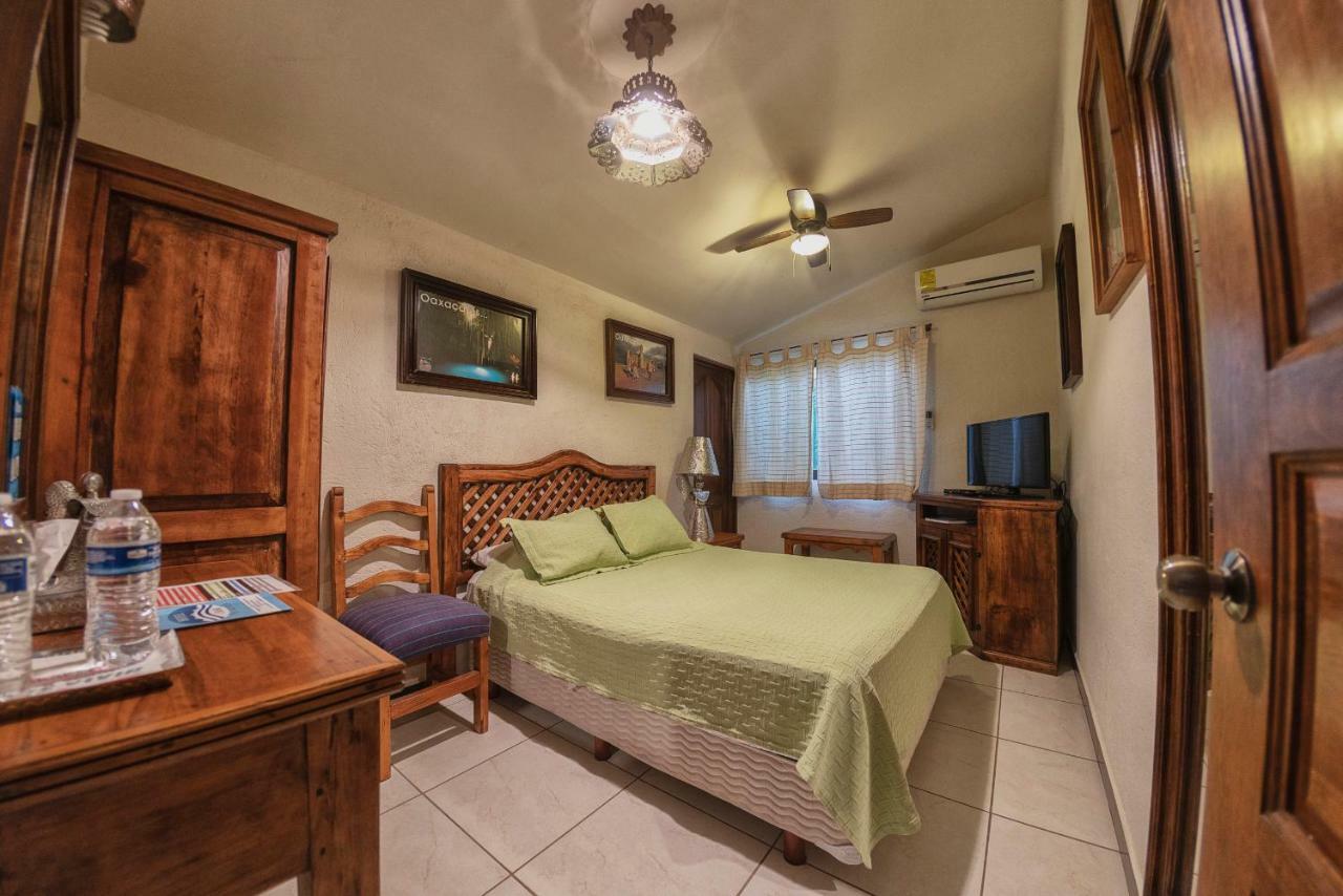 Hotel Casa Yunenisa Oaxaca Kültér fotó